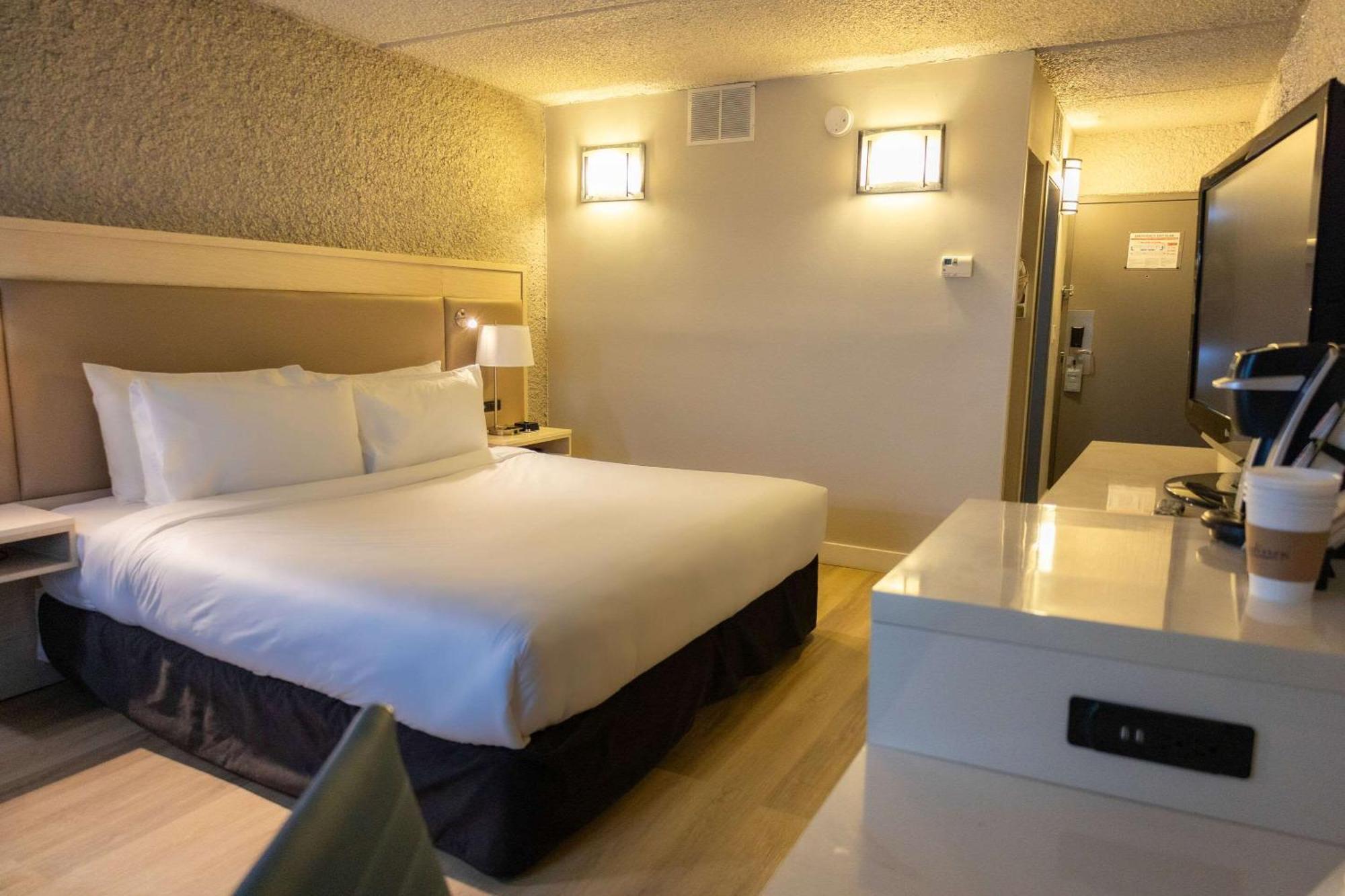 Radisson Hotel Fort St John Fort St. John Eksteriør billede